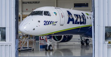 Embraer dostarczył 2000. E-Jeta. Jubileuszowy E195-E2 trafił do linii Azul (zdjęcia)