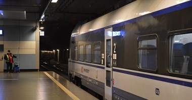 Pociągi dalekobieżne na Lotnisku Chopina? Zbyt niska przepustowość 