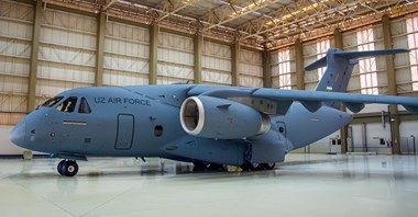 Uzbekistan odebrał pierwszego Embraera C-390M. To debiut w Azji Centralnej