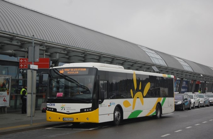 Koleją na lotnisko w Modlinie najszybciej z końcem 2022 roku