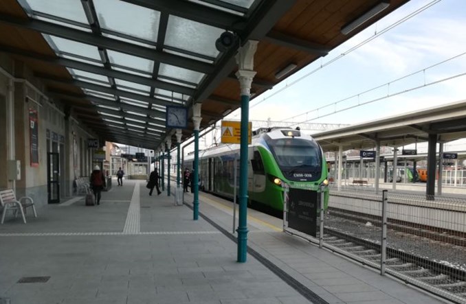 Pociągi połączą łatwiej Rzeszów z aglomeracją i portem Jasionka