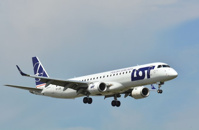Połączenie między Babimostem a Warszawą obsłuży PLL LOT