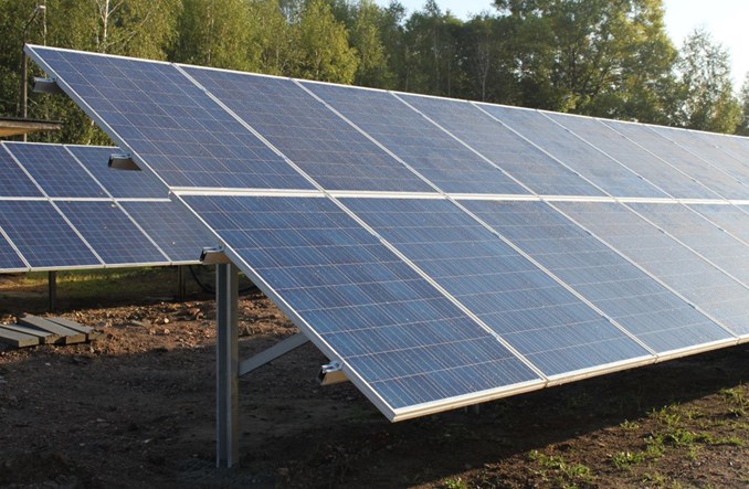 Lotniska zasilane energią słoneczną? Mamy takie również w Polsce