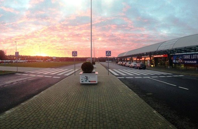 Orlen Aviation chce zbudować skład paliw na lotnisku w Modlinie 