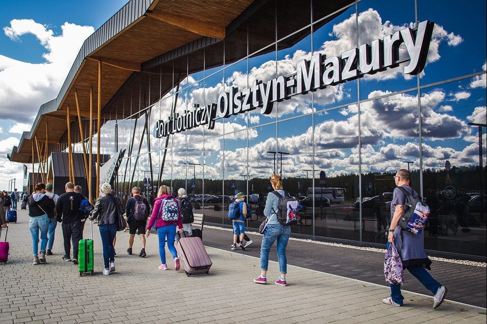 Lotnisko Olsztyn-Mazury stoi puste. Siedem miesięcy i 47 tysięcy pasażerów