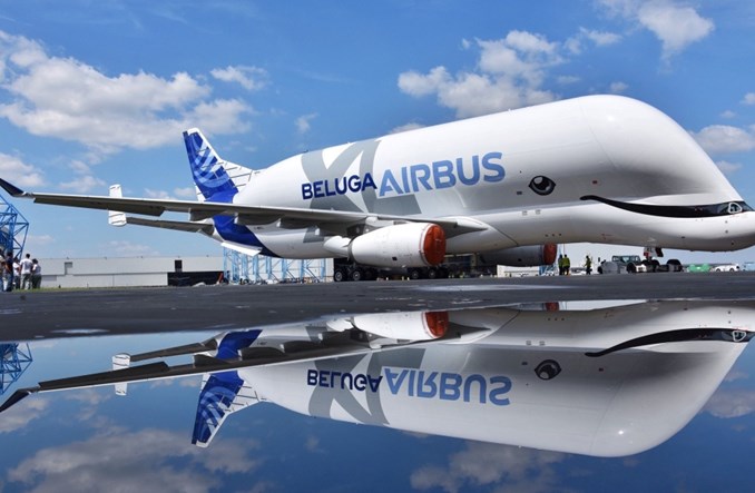 Frachtowiec Airbusa, BelugaXL, w uśmiechniętym malowaniu (ZDJĘCIA) Frachtowiec Airbusa, BelugaXL, w uśmiechniętym malowaniu (ZDJĘCIA)
