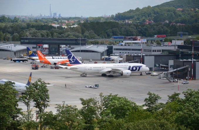 Kraków Airport: We wrześniu prawie 200 tys. pasażerów więcej niż przed rokiem