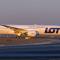 Dwunasty Dreamliner PLL LOT przyleciał do Warszawy (ZDJĘCIA) Dwunasty Dreamliner PLL LOT przyleciał do Warszawy (ZDJĘCIA)