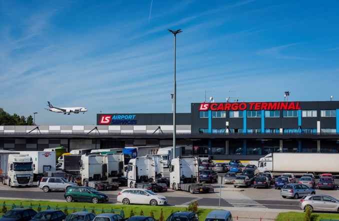 Stagnacja na rynku cargo nie wpływa na inwestycje LS Airport Services