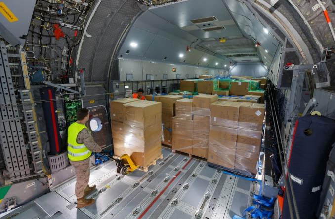 Airbus pomaga Hiszpanii w walce z koronawirusem Airbus pomaga Hiszpanii w walce z koronawirusem