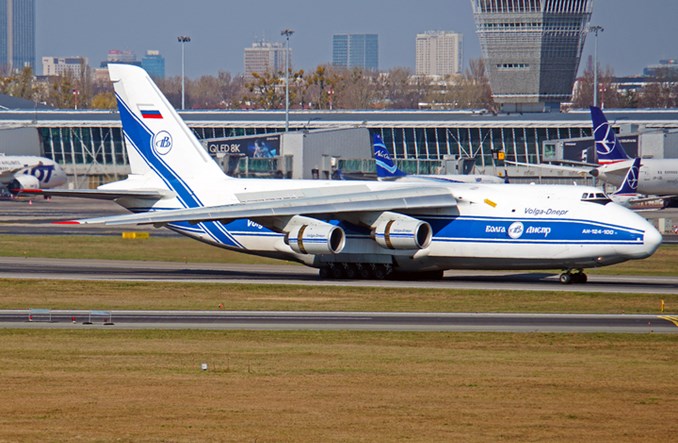 Rusłan w Warszawie. Zapracowane An-124 opanowały niebo na świecie (aktualizacja) Rusłan w Warszawie. Zapracowane An-124 opanowały niebo na świecie (aktualizacja)