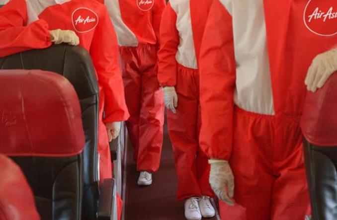 Tak wygląda przyszłość latania? Nowe uniformy AirAsia Tak wygląda przyszłość latania? Nowe uniformy AirAsia