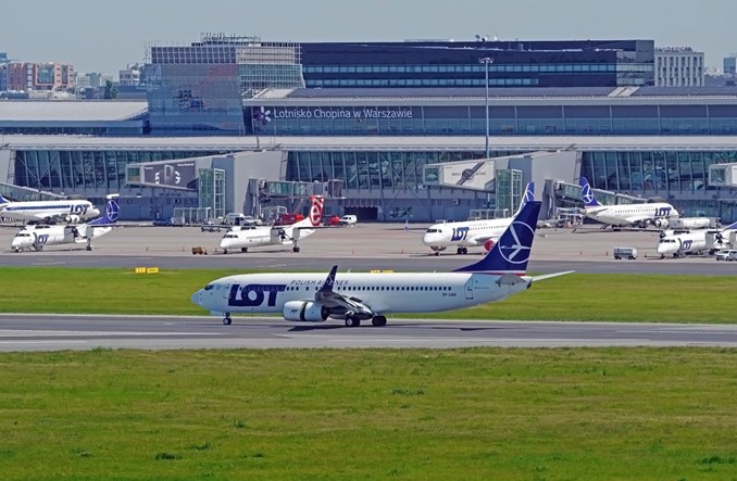 LOT przedłuża obowiązywanie rozkładu lotów krajowych do 19 czerwca
