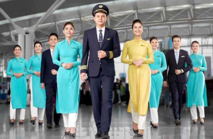 Vietnam Airlines redukują wynagrodzenia załóg o połowę i proszą rząd o pilną pomoc Vietnam Airlines redukują wynagrodzenia załóg o połowę i proszą rząd o pilną pomoc