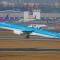 Nowy E-Jet E2 linii KLM zadebiutował komercyjnie w Warszawie (Zdjęcia) Nowy E-Jet E2 linii KLM zadebiutował komercyjnie w Warszawie (Zdjęcia)