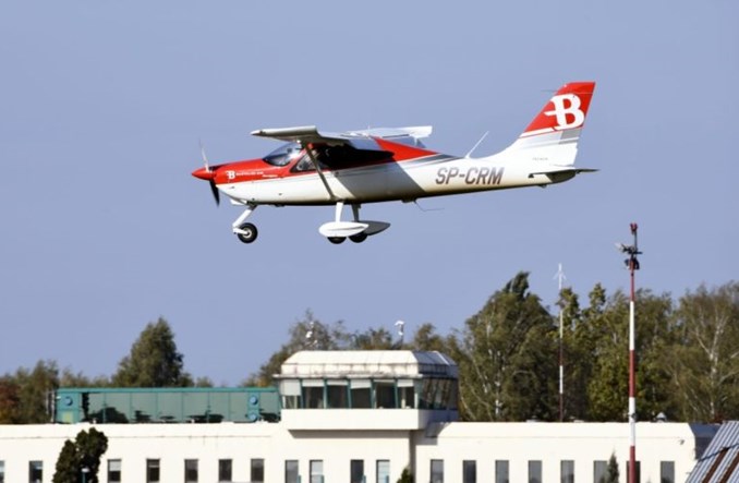 Szkoła Bartolini Air wprowadziła się na lotnisko w Łodzi Szkoła Bartolini Air wprowadziła się na lotnisko w Łodzi
