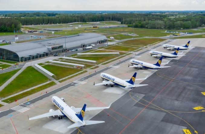PPL: Widzimy sensowność istnienia zarówno lotniska w Radomiu, jak i Modlinie