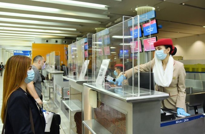 Emirates rozszerzają wdrożenie IATA Travel Pass