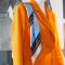 Nowe uniformy dla stewardess SkyUp. Szerokie spodnie zamiast spódnic Nowe uniformy dla stewardess SkyUp. Szerokie spodnie zamiast spódnic