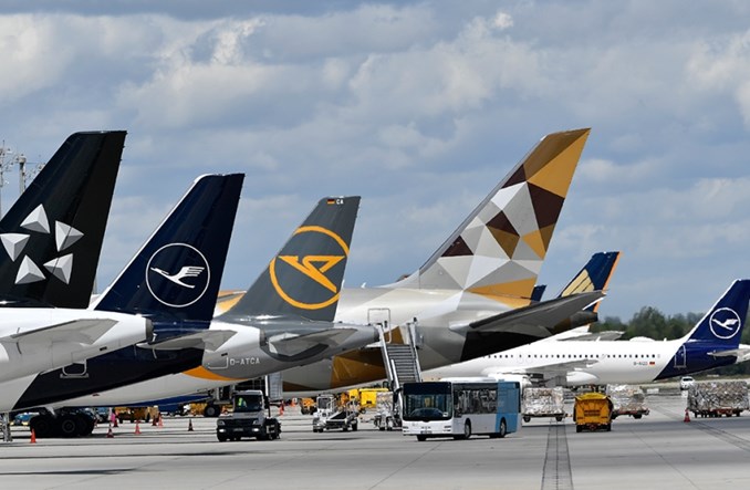 Niemcy: Strajk zakłócił loty 134 tys. pasażerów. Lufthansa odwołała ponad 1000 rejsów 