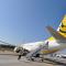 Modlin: Ryanair zaprezentował 737 MAX „Gamechangera” w barwach Buzz (zdjęcia) Modlin: Ryanair zaprezentował 737 MAX „Gamechangera” w barwach Buzz (zdjęcia)