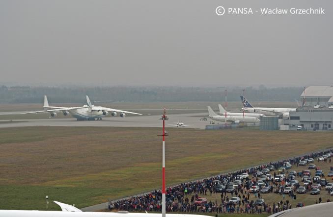 An-225 kolejny raz w Polsce. Tym razem wylądował w Rzeszowie! (Zdjęcia)