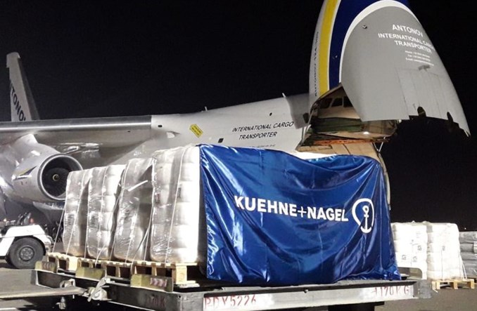 An-124 dostarczył 111 ton towarów na Ukrainę