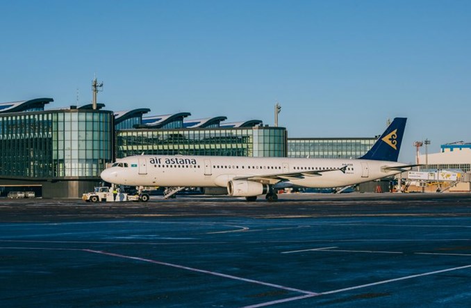 Korekta połączenia Air Astana na Heathrow. Do Londynu z byłej stolicy Kazachstanu
