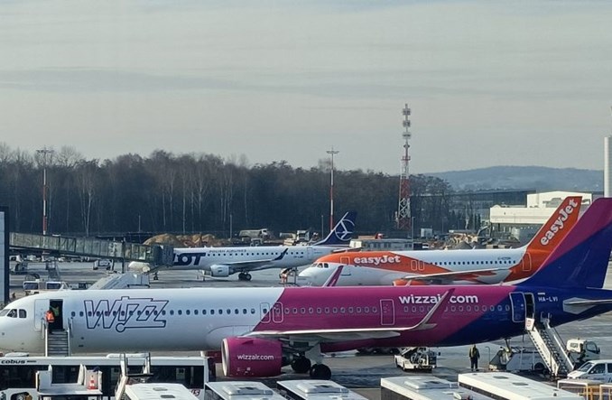 Wizz Air poleci z Krakowa do Abu Zabi. We wrześniu wrócą loty z Katowic