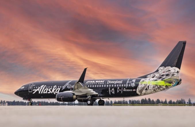 Alaska: Boeing B737 w barwach Gwiezdnych Wojen (zdjęcia)