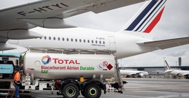 PE rozszerzy definicję ekologicznego paliwa lotniczego