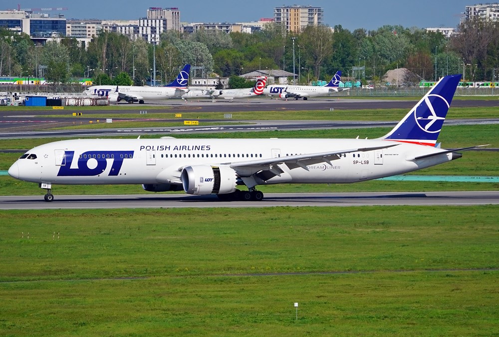 WiFi w B787 LOT. Test internetu na trasie Tokio – Warszawa