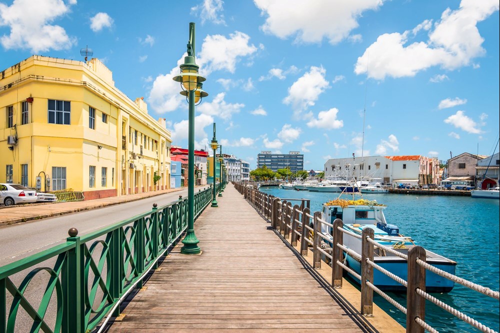Linie KLM zimą wznowią loty na Barbados