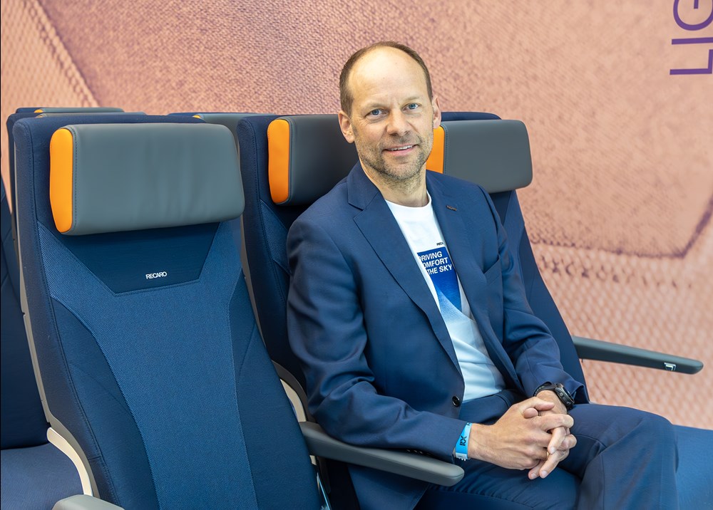 Recaro o trendach na rynku foteli lotniczych