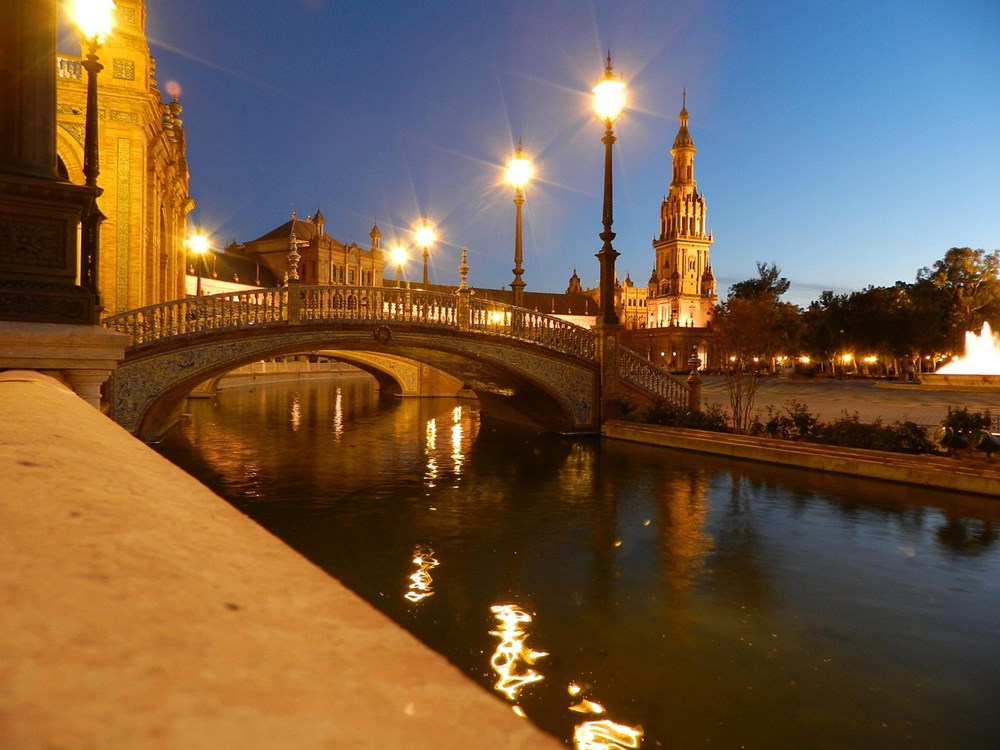 Wrocław: Londyn i Sewilla jesiennymi nowościami Ryanaira