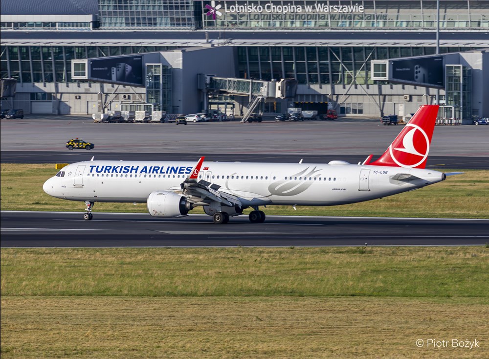 Więcej lotów Turkish Airlines do Warszawy
