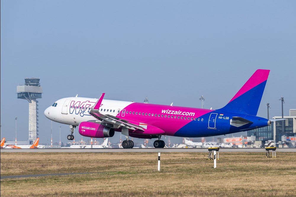 Wizz Air odsuwa w czasie powrót do Abu Zabi. Katowice i Kraków muszą czekać
