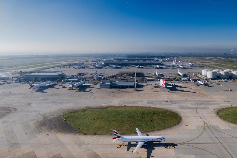 Zakłócenia na kilku europejskich lotniskach. Powodem cyberatak