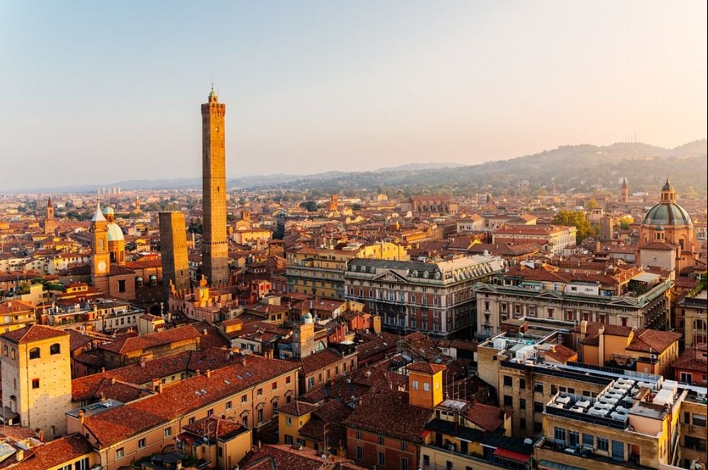 Bolonia nowym kierunkiem PLL LOT