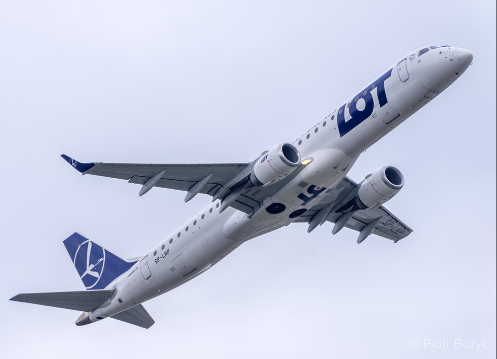 LOT wycofał z floty embraera E195 (SP-LNP)