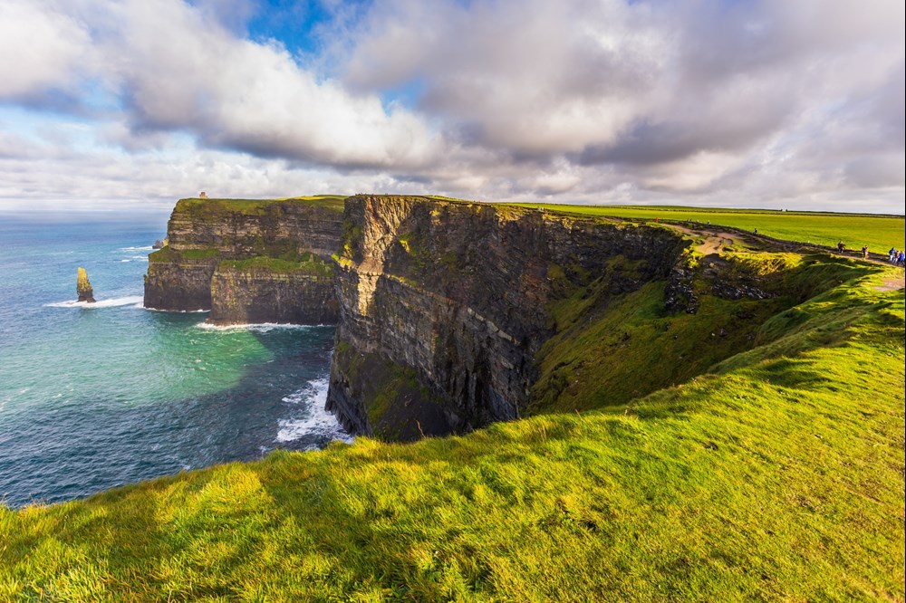 Poznań: Ryanair poleci do Shannon. A stamtąd już bliżej do USA