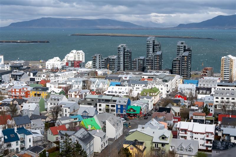 Lepszy rozkład LOT na Islandię