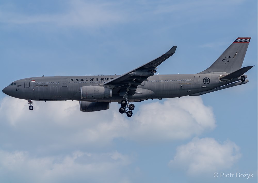 Airbus i Singapur z pierwszą na świecie certyfikacją automatycznego tankowania w powietrzu na A330 MRTT