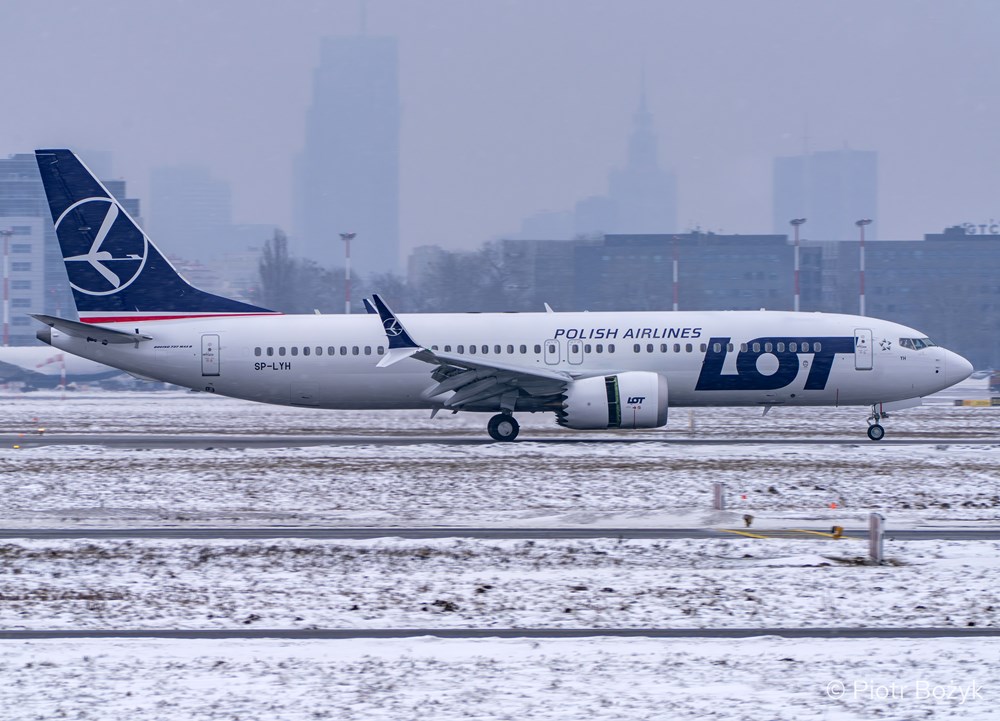 LOT. SP-LYH dotarł do Warszawy. Flota 737 MAX urosła do 25 szt. (zdjęcia)