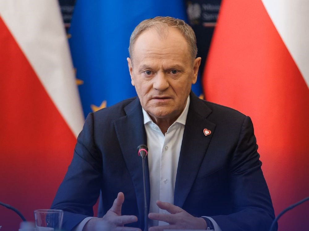 Tusk wysyła samoloty Sił Zbrojnych do ewakuacji Polaków