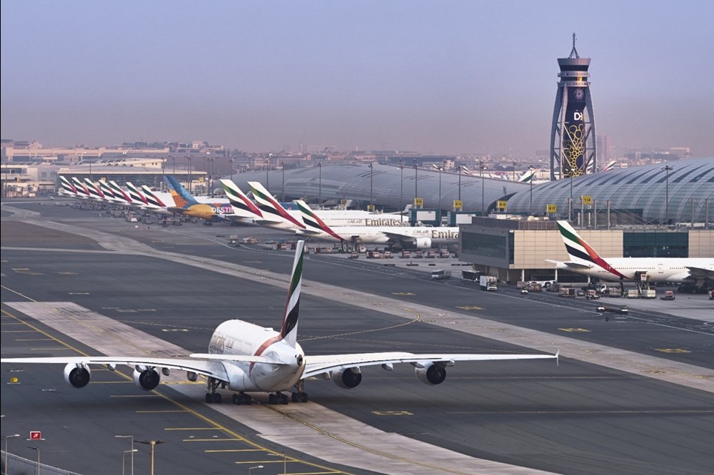 Dubaj. Loty mogą wykonywać tylko lokalne linie lotnicze