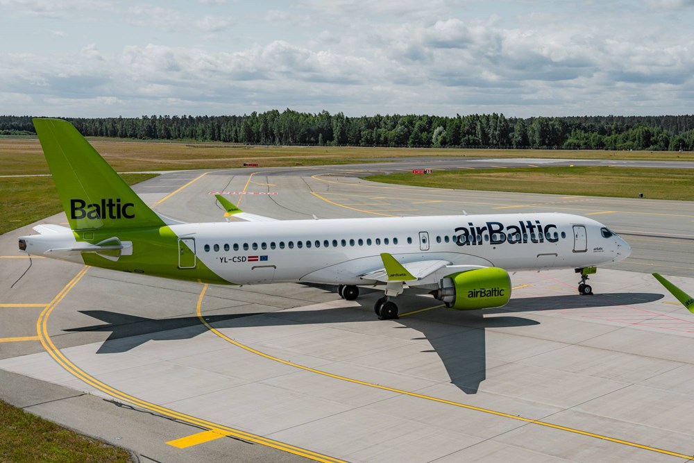 Pierwsza utrata kadłuba A220. Pożar podczas obsługi naziemnej zniszczył samolot airBaltic