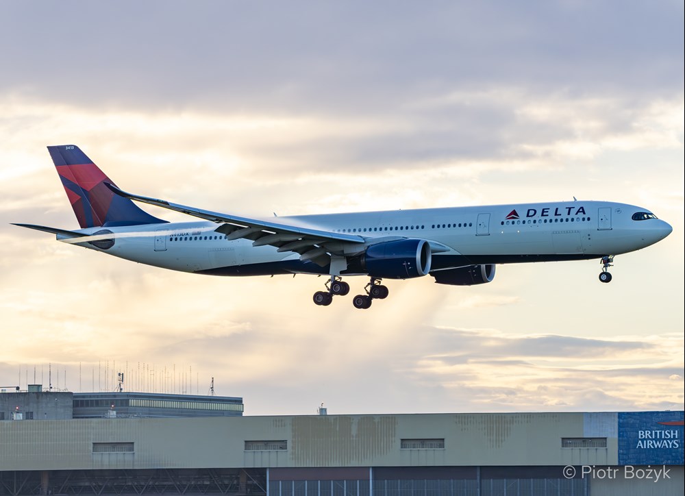 Airbus: W marcu więcej dostaw i sprzedanych samolotów