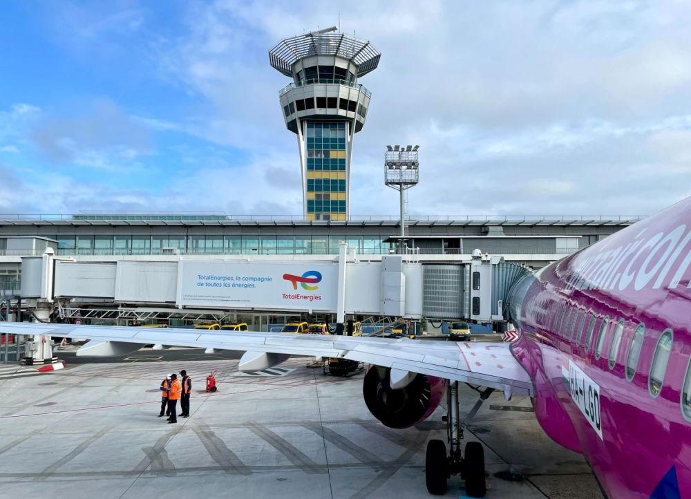 Paryż: Kwiecień na minusie w portach CDG i Orly