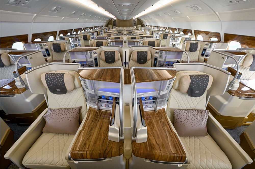 Emirates kończą pierwszą w historii modernizację A380 (zdjęcia)